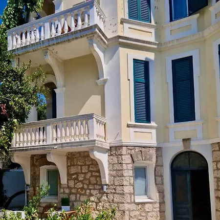 Boni A World Of Magic * Dubrovnik